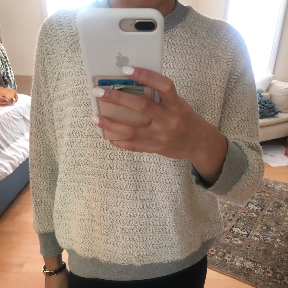 Sweater - Picture 3 of 4